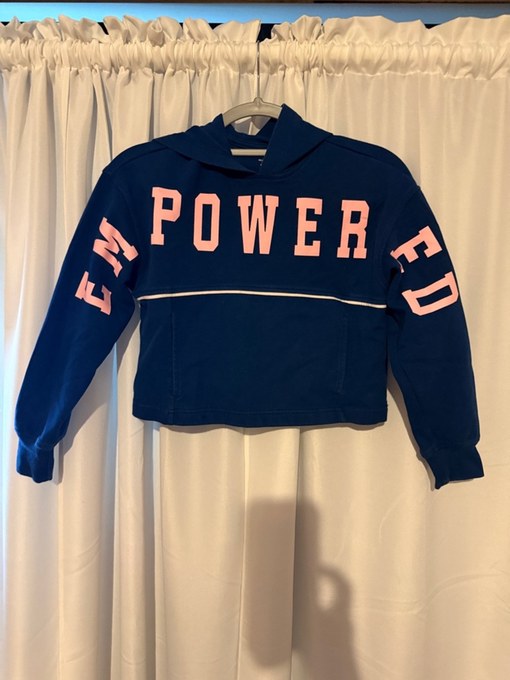 Old Navy girls Blue Cropped Hoodie with Pink EMPOWERED Graphics PTP 18